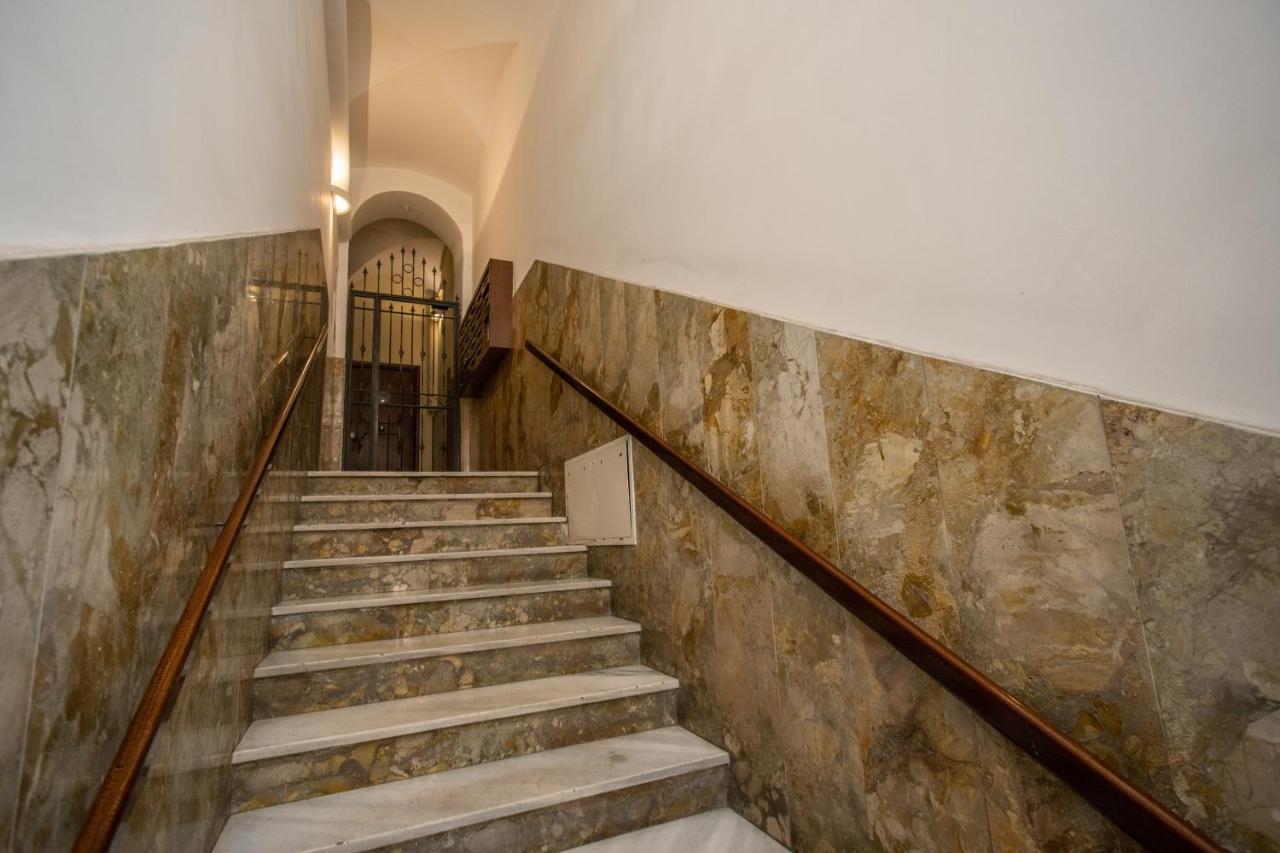 Fresh House Cavour Apartment Roma Ngoại thất bức ảnh